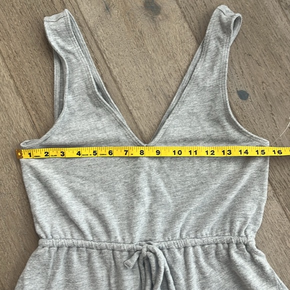 EUC (worn once) Spiritual Gangster ‘Delilah’ Cinched Waist Jumpsuit (XS) - Picture 14 of 14